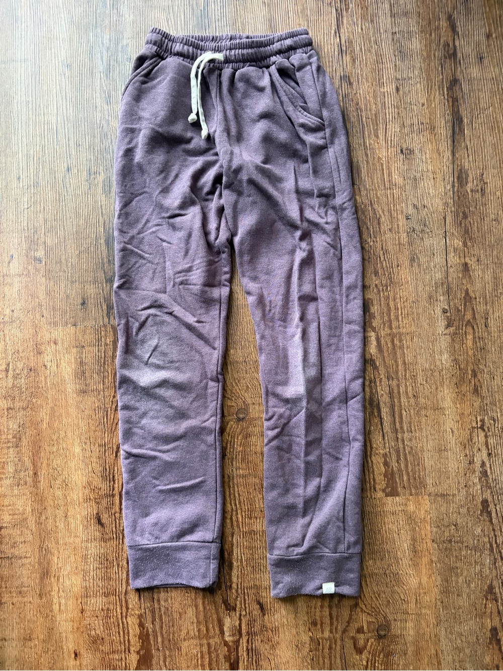 Little Road Co (formerly Lulu + Roo) size 8Y purple joggers.